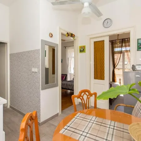 Milka-apartment In Center Lejlighed
